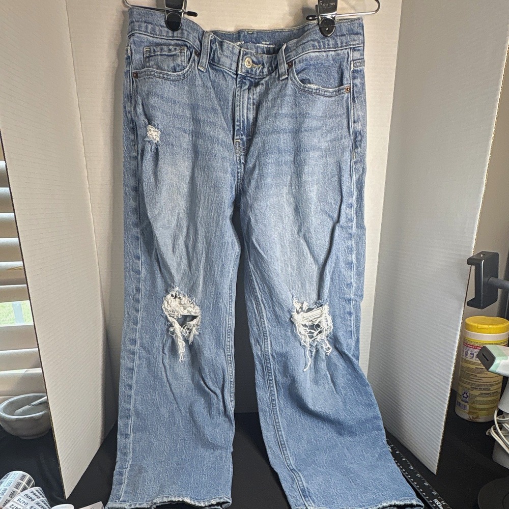Old Navy Women's 8 Regular Mid Rise Boyfriend Loose Light Wash Blue Denim Jeans